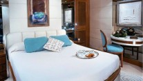DESAMIS B  master cabin